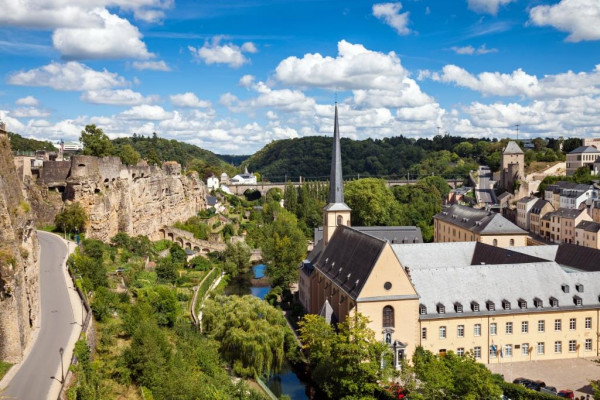 Luxembourg-Luxenburg-Weinstadt-Mosel_600x600